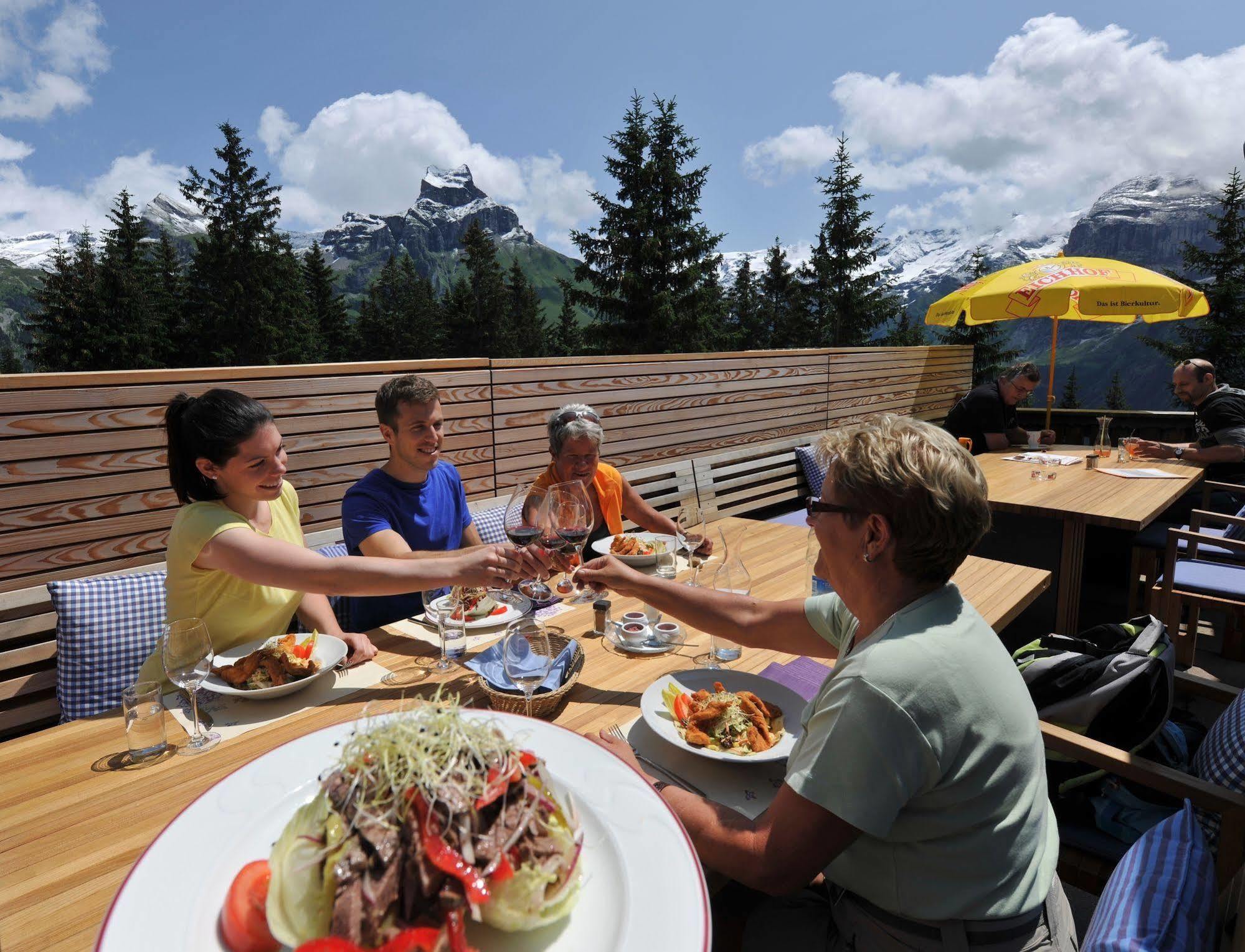 Berglodge Restaurant Ristis Engelberg Eksteriør billede